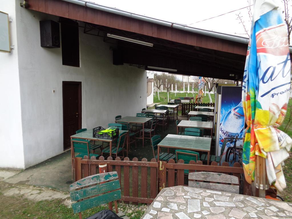 Gasthaus Enduro Bica Hotel Karánsebes Kültér fotó