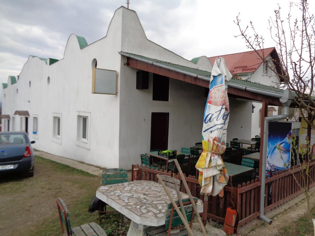 Gasthaus Enduro Bica Hotel Karánsebes Kültér fotó